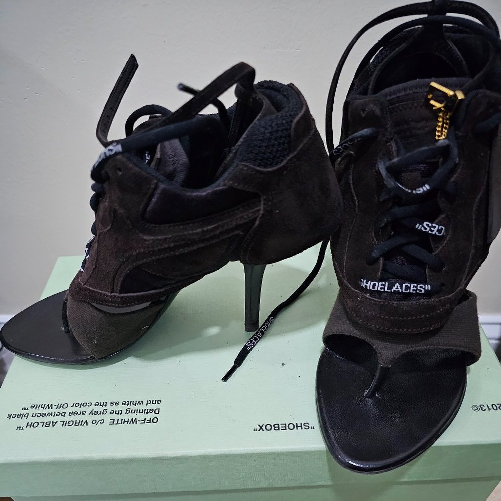 Nice sightly  use stylish sandals brand off-white